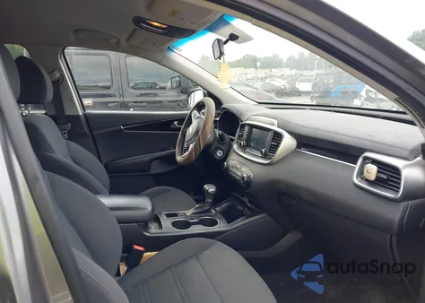 2019 Kia Sorento 2.4L Lx from USA, damaged, VIN 5XYPG4A30KG512686